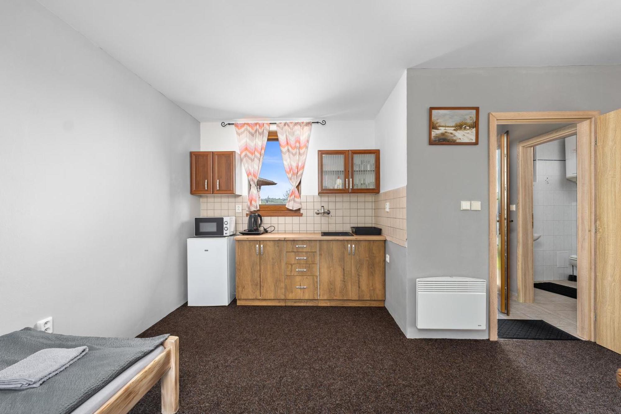 Ferienwohnung Marine Zavlahy Hrdejovice Exterior foto
