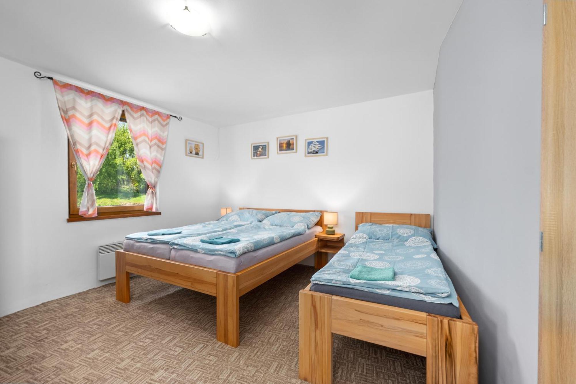 Ferienwohnung Marine Zavlahy Hrdejovice Exterior foto